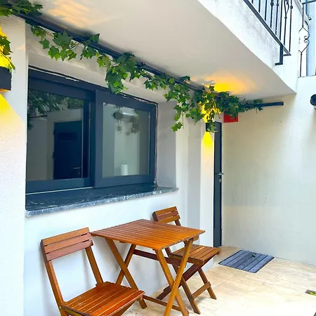 Daire Fantastic With Cozy Backyard In Ortakoy-1 *
